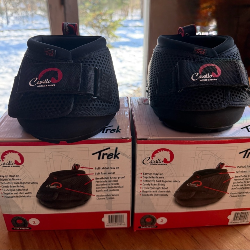 New Cavallo Black Hoof Boots size 2